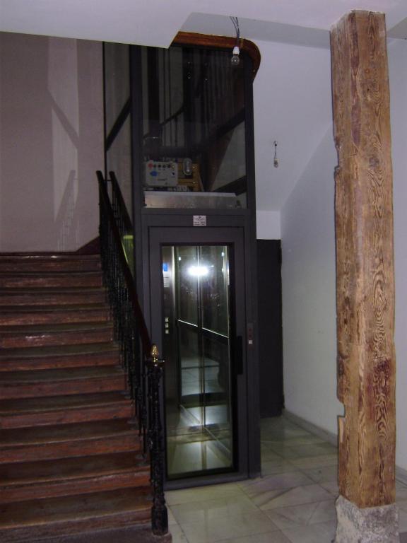 Hostal Miguel Angel Madrid Eksteriør billede