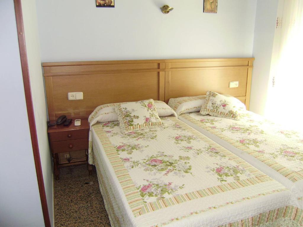 Hostal Miguel Angel Madrid Eksteriør billede