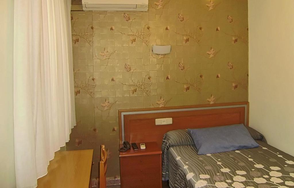 Hostal Miguel Angel Madrid Værelse billede