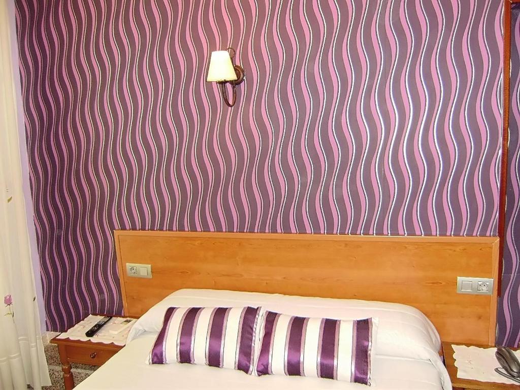 Hostal Miguel Angel Madrid Værelse billede